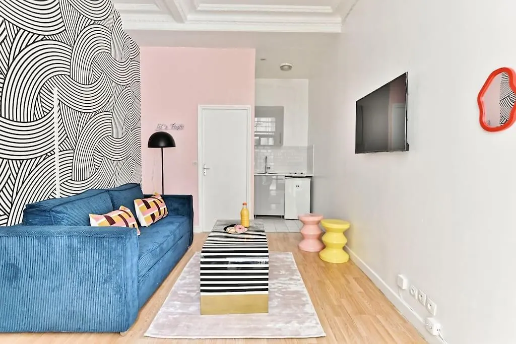 Magnifique Appartement Colore #Garemontparnasse Paris France